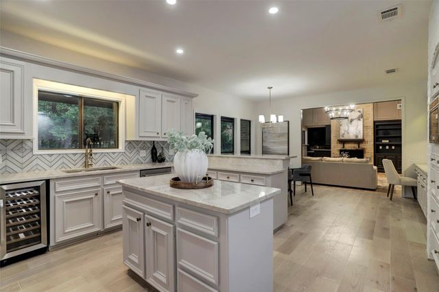 16826 E Maglitto Circle, Tomball, TX 77377