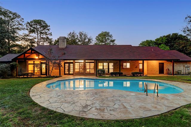 16826 E Maglitto Circle, Tomball, TX 77377