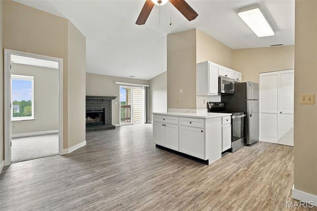 2415 Sandalwood Creek Court E, Wildwood, MO 63038