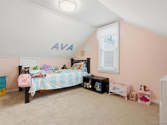 47300 Burton Drive, Shelby Twp, MI 48317