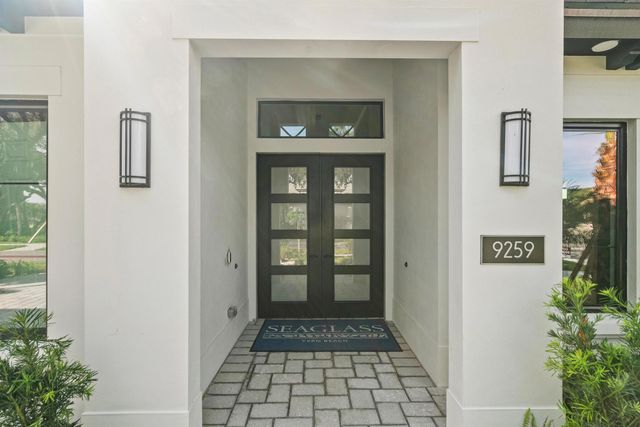 9259 Seaglass Court, Vero Beach, FL 32963