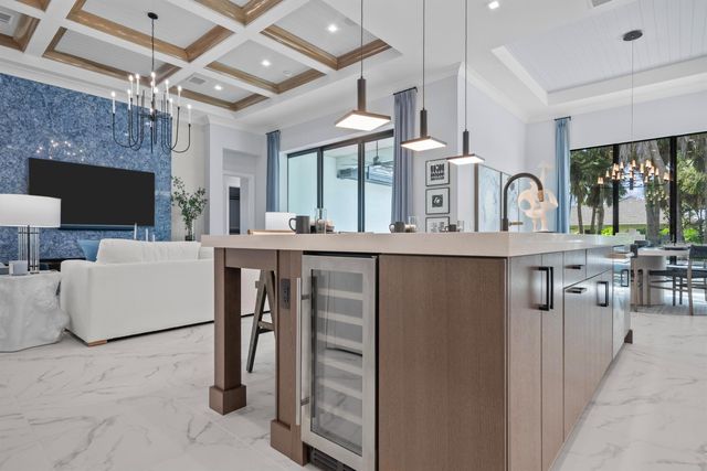 9259 Seaglass Court, Vero Beach, FL 32963