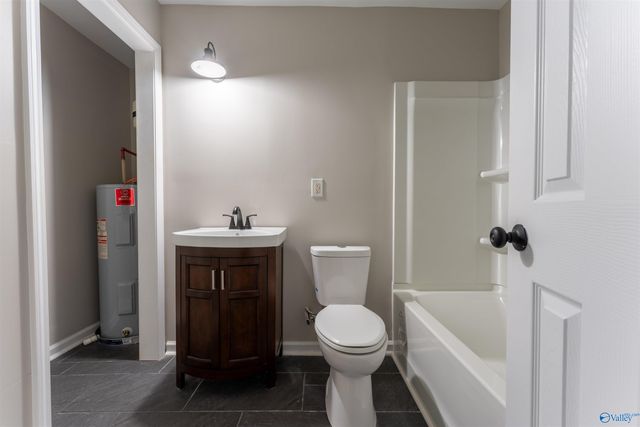 3708 Valleydale Road, Huntsville, AL 35810