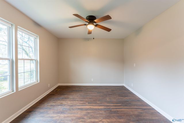 3708 Valleydale Road, Huntsville, AL 35810