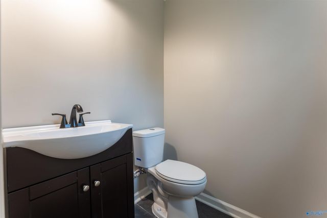 3708 Valleydale Road, Huntsville, AL 35810