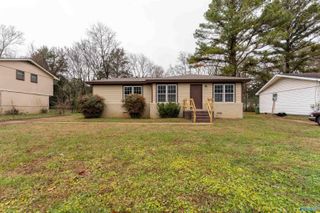 3708 Valleydale Road, Huntsville, AL 35810