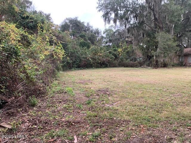 1237 Ribaut Road, Beaufort, SC 29902