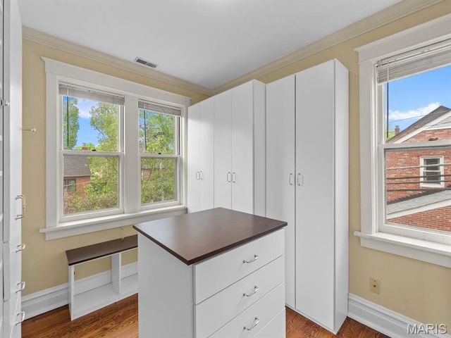 7147 Princeton Avenue, University City, MO 63130