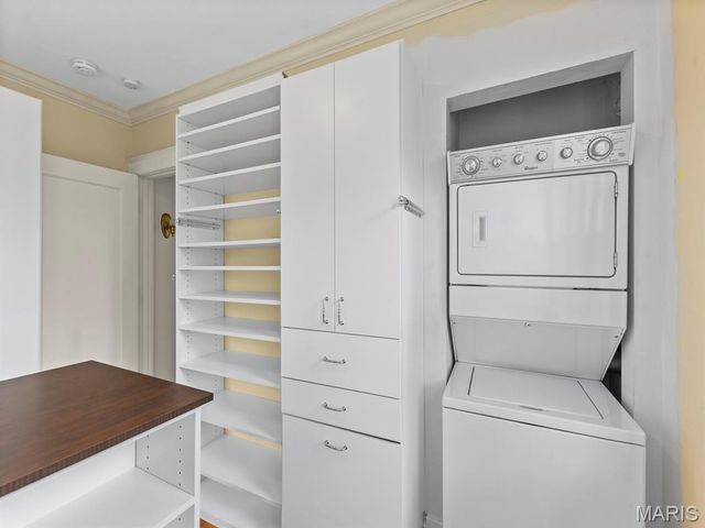 7147 Princeton Avenue, University City, MO 63130