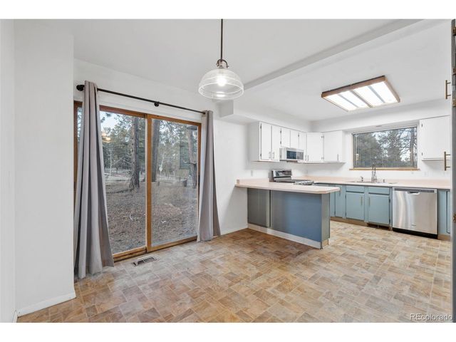 832 Spring Valley Dr, Divide, CO 80814