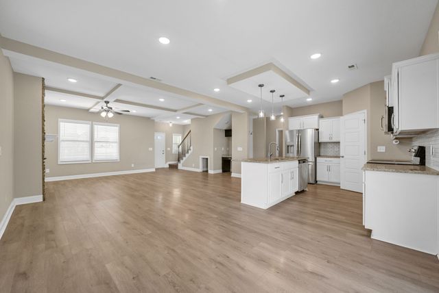 1469 Citadel Dr, Clarksville, TN 37042