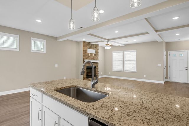 1469 Citadel Dr, Clarksville, TN 37042