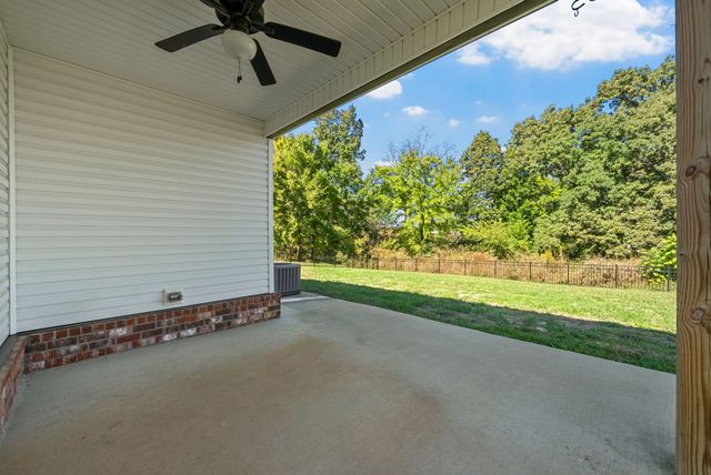 1469 Citadel Dr, Clarksville, TN 37042