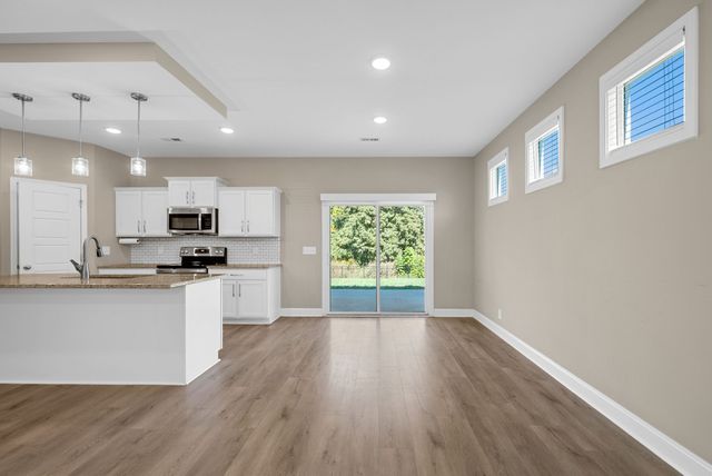 1469 Citadel Dr, Clarksville, TN 37042