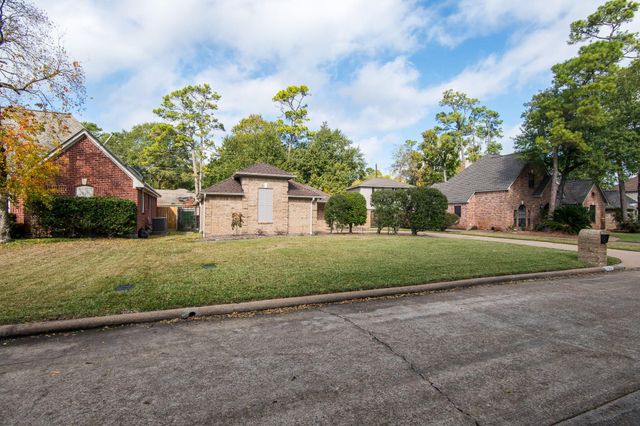 7914 King Arthur Court, Spring, TX 77379