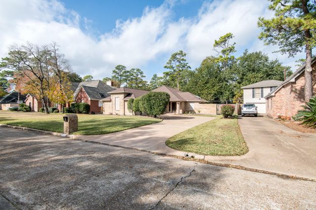 7914 King Arthur Court, Spring, TX 77379