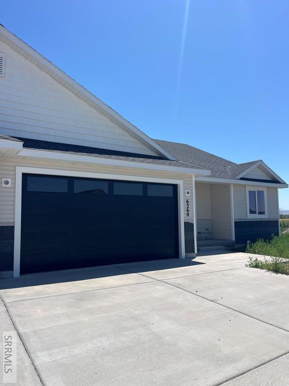 6260 Red Shirt Rd, Idaho Falls, ID 83401