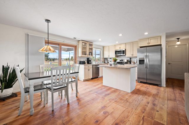 22475 Rickard Road, Bend, OR 97702