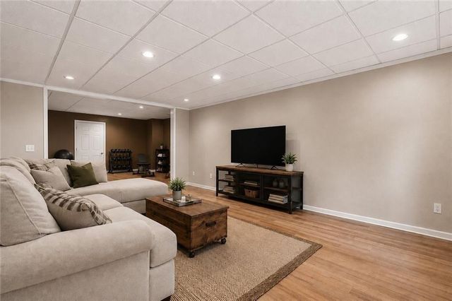 860 Valley Drive, Canton, GA 30114