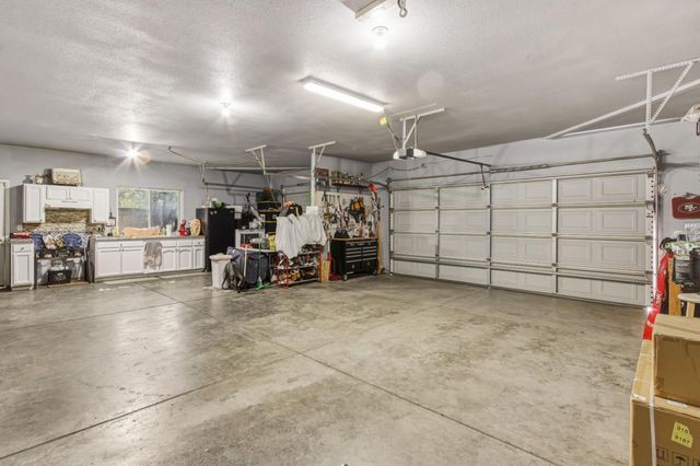2610 Marie Drive, Madera, CA 93637