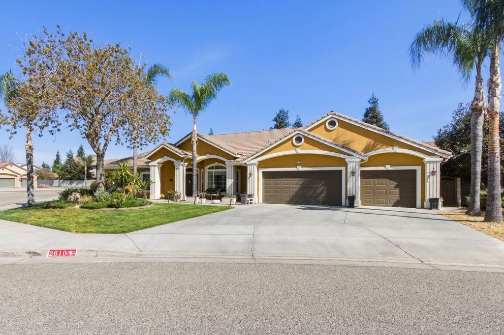 Image 1 of property listing at 2610 Marie Drive, Madera, CA 93637
