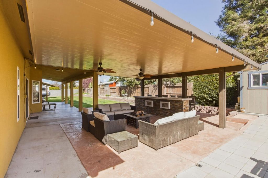 Image 27 of property listing at 2610 Marie Drive, Madera, CA 93637