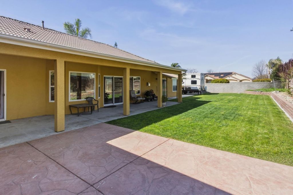 Image 29 of property listing at 2610 Marie Drive, Madera, CA 93637