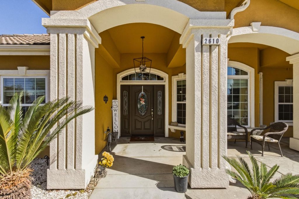 Image 4 of property listing at 2610 Marie Drive, Madera, CA 93637