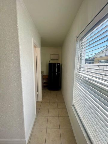 7302 WOODHALL COURT, Tampa, FL 33634