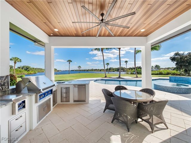 18090 N Olga DR, Alva, FL 33920