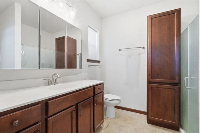 7700 1st Avenue NW, Cedar Rapids, IA 52405