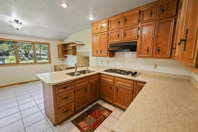 912 3rd Avenue N, Sauk Rapids, MN 56379