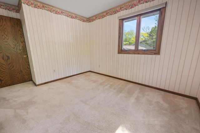 912 3rd Avenue N, Sauk Rapids, MN 56379