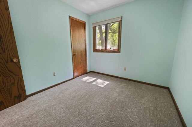 912 3rd Avenue N, Sauk Rapids, MN 56379