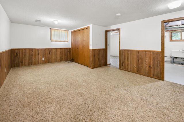 912 3rd Avenue N, Sauk Rapids, MN 56379