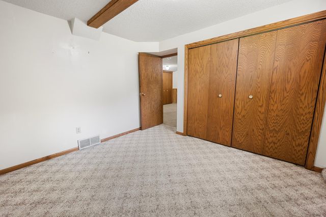 912 3rd Avenue N, Sauk Rapids, MN 56379