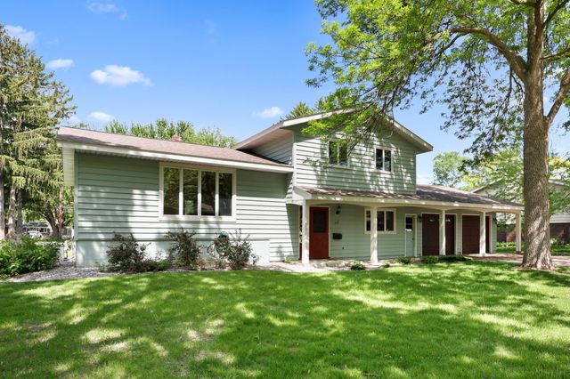 912 3rd Avenue N, Sauk Rapids, MN 56379