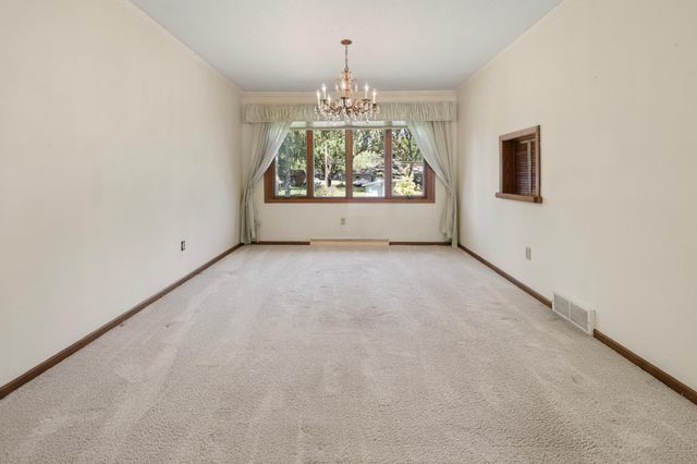 912 3rd Avenue N, Sauk Rapids, MN 56379