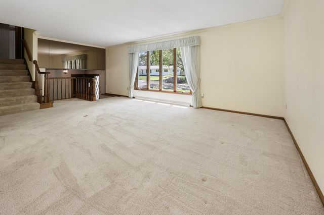 912 3rd Avenue N, Sauk Rapids, MN 56379