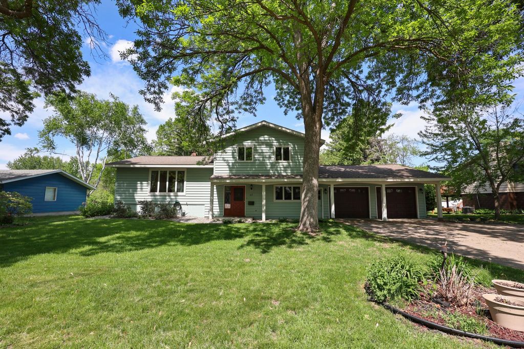 912 3rd Avenue N, Sauk Rapids, MN 56379