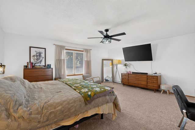 201 Sichler Road SW, Los Lunas, NM 87031
