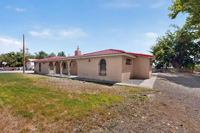 201 Sichler Road SW, Los Lunas, NM 87031