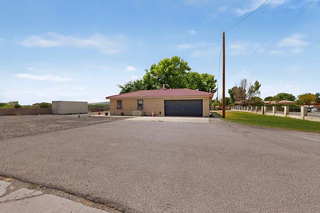201 Sichler Road SW, Los Lunas, NM 87031