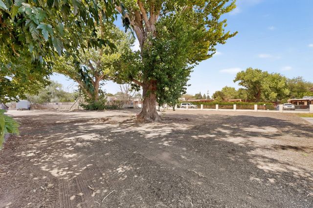 201 Sichler Road SW, Los Lunas, NM 87031