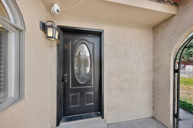 201 Sichler Road SW, Los Lunas, NM 87031