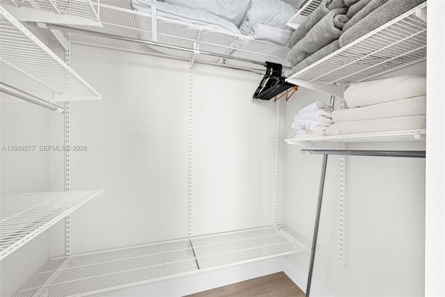 90 Alton Rd 1908, Miami Beach, FL 33139