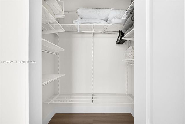 90 Alton Rd 1908, Miami Beach, FL 33139