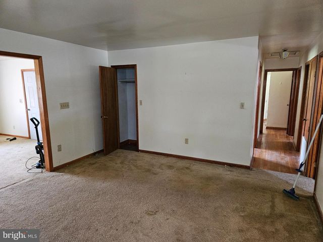 147 CHASE ST, Bowling Green, VA 22427