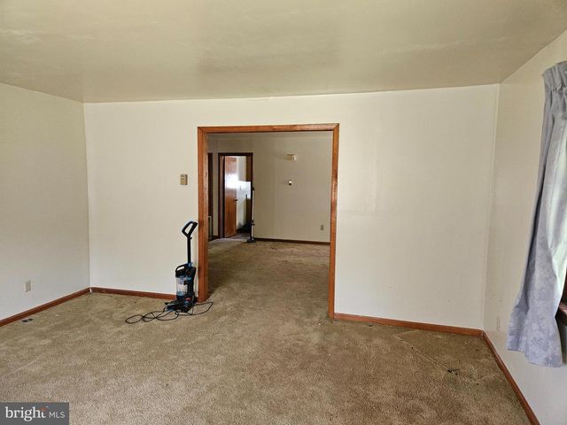 147 CHASE ST, Bowling Green, VA 22427