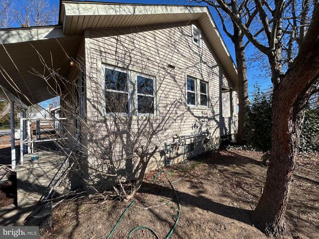 748 S STATE ST, Dover, DE 19901